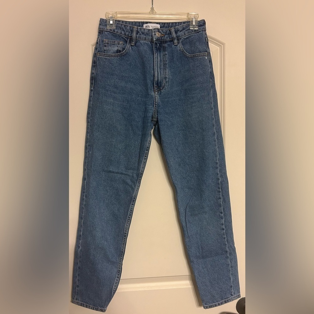 Zara fitted mom Jean size 4